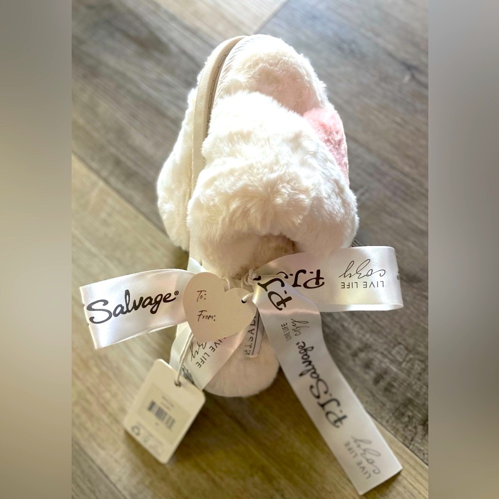 P.J. Salvage White Pink Plush Crisscross Slides Slippers House Shoes Medium